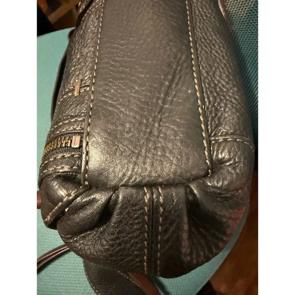 Fossil Black Leather Hobo Shoulder Bag Convertible Crossbody Brass Hardware